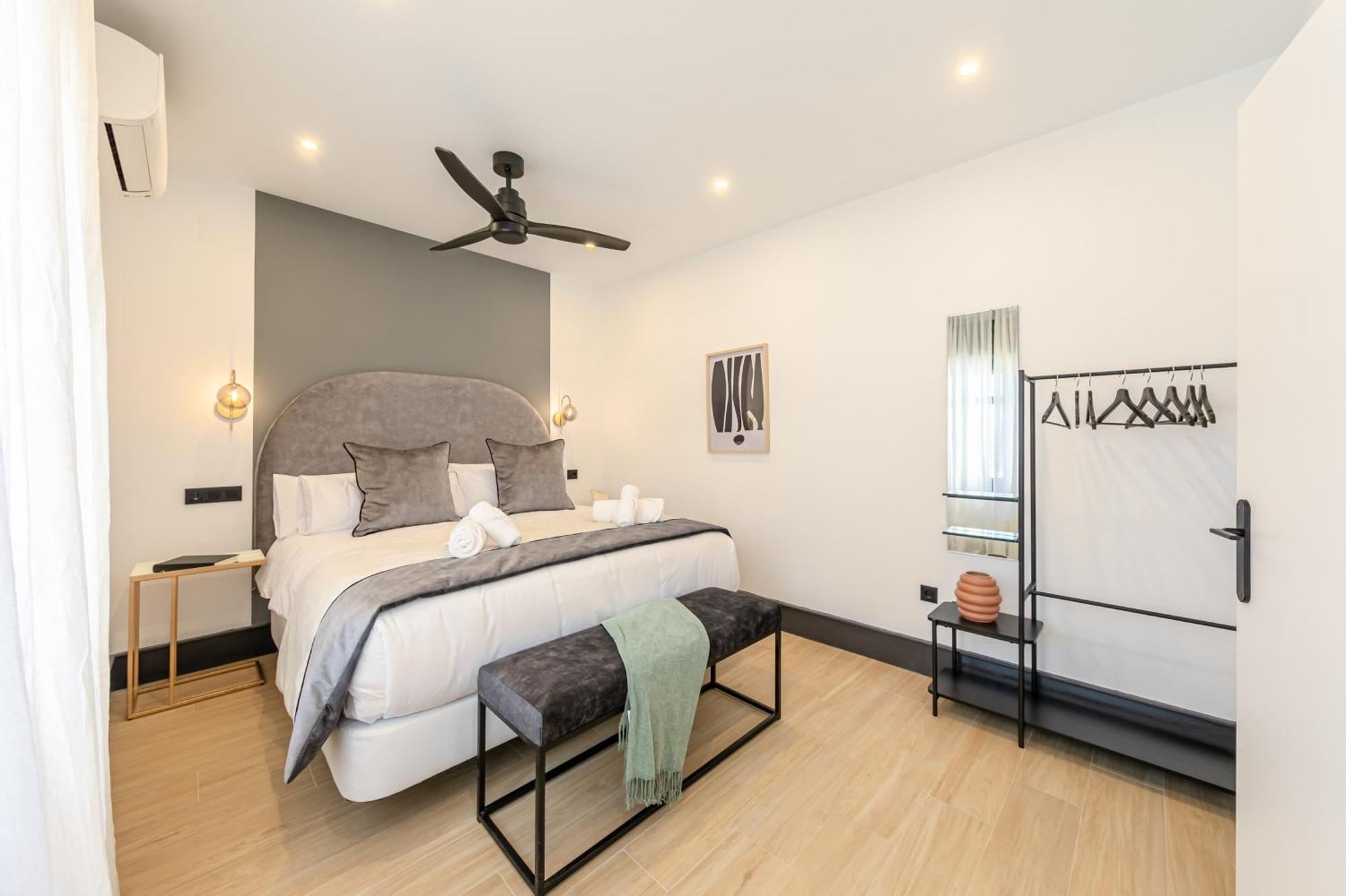 Isg Apartments Catedral 塞维利亚 外观 照片
